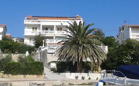Apartments And Rooms Vinko